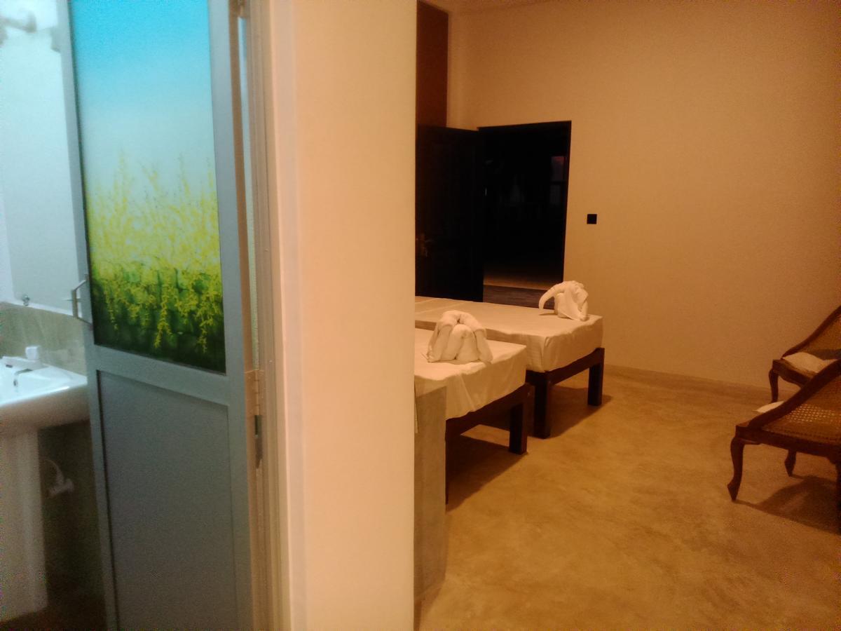 Saara Beach Hotel Marawila Kültér fotó