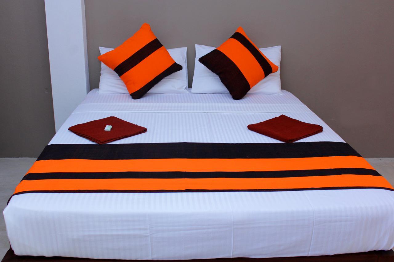 Saara Beach Hotel Marawila Kültér fotó